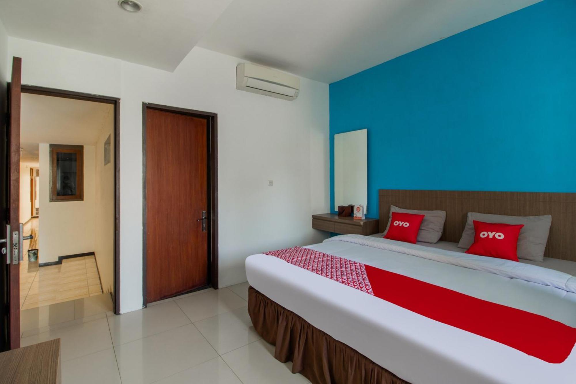 Oyo Flagship 3753 Cassa Dua Hotel Cimahi Екстер'єр фото