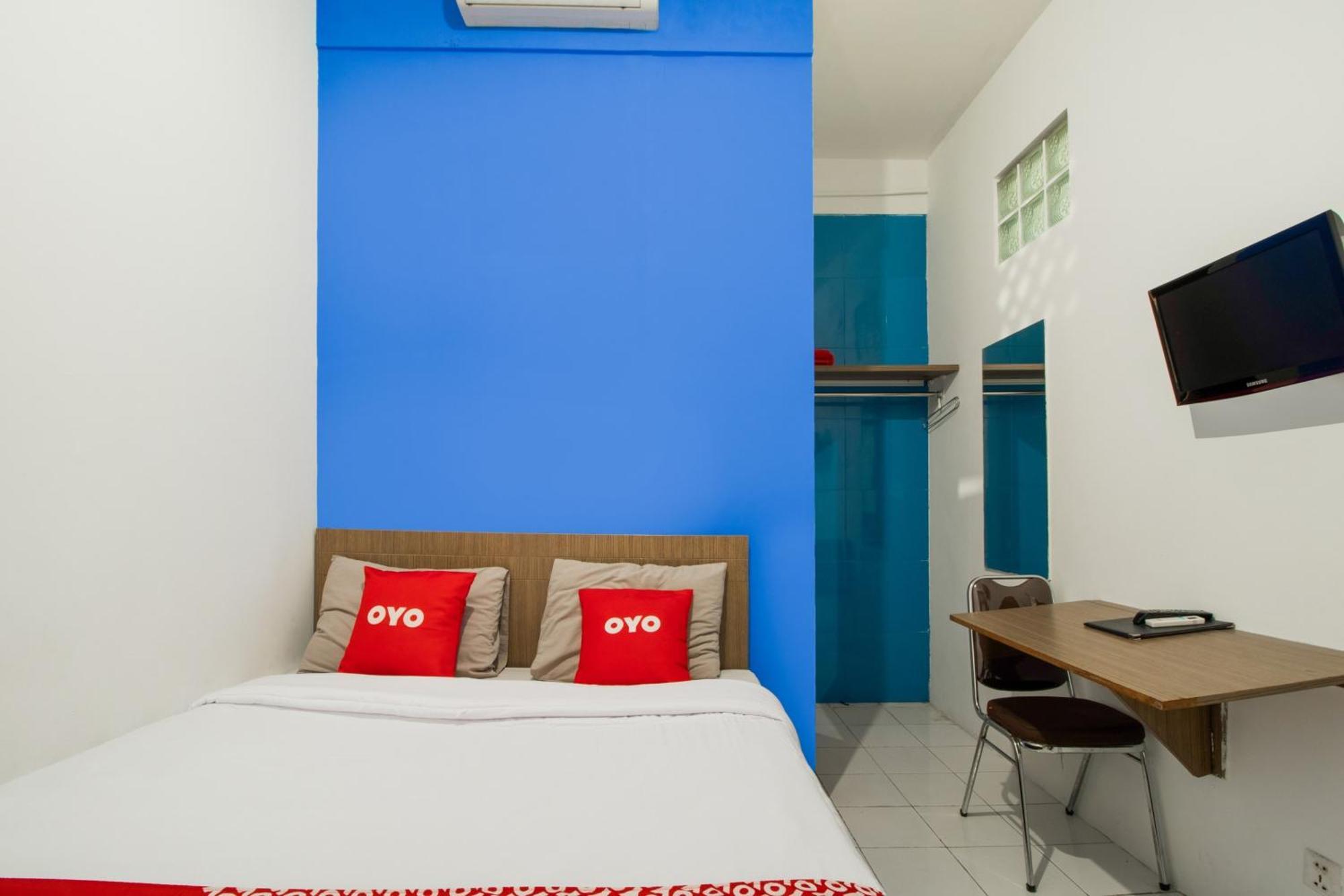 Oyo Flagship 3753 Cassa Dua Hotel Cimahi Екстер'єр фото