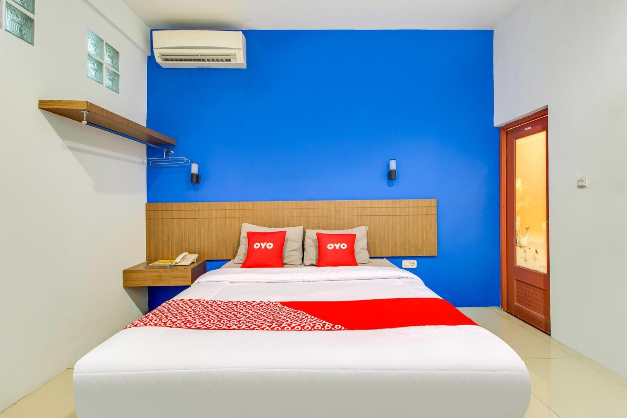 Oyo Flagship 3753 Cassa Dua Hotel Cimahi Екстер'єр фото