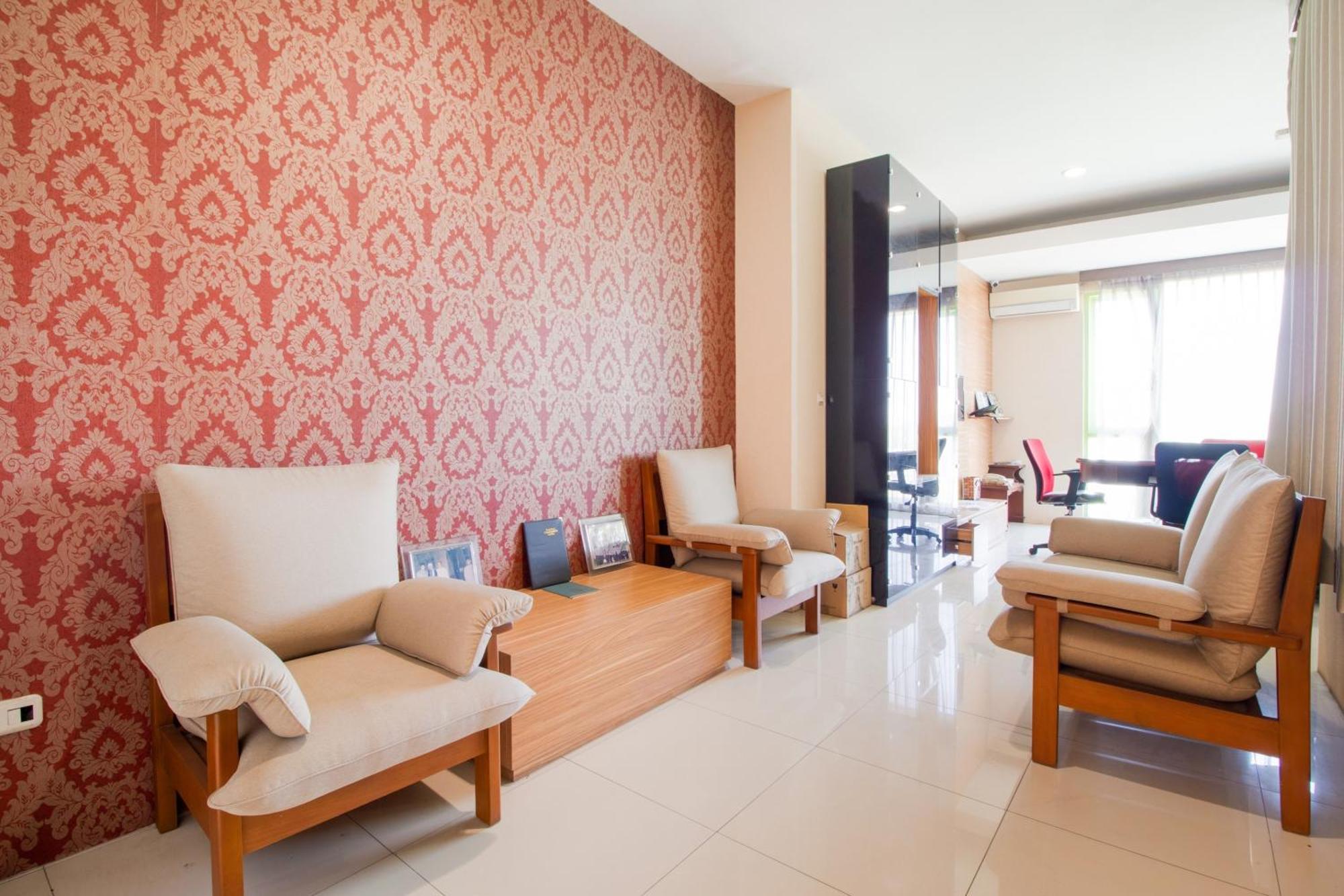 Oyo Flagship 3753 Cassa Dua Hotel Cimahi Екстер'єр фото