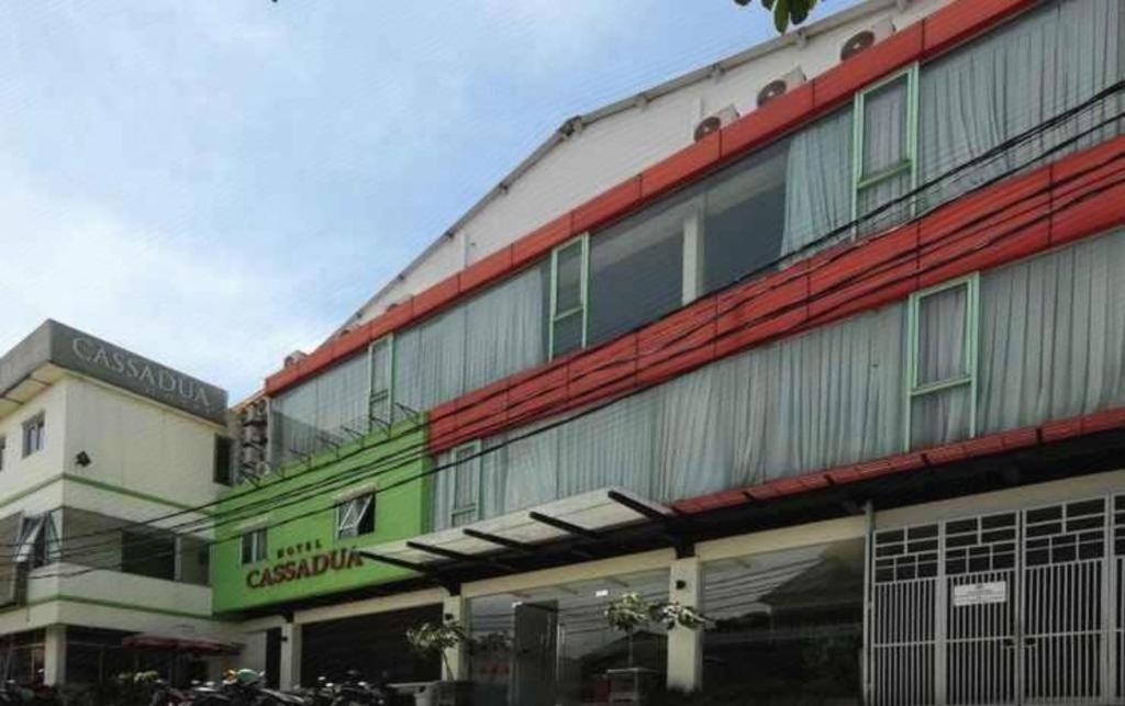 Oyo Flagship 3753 Cassa Dua Hotel Cimahi Екстер'єр фото